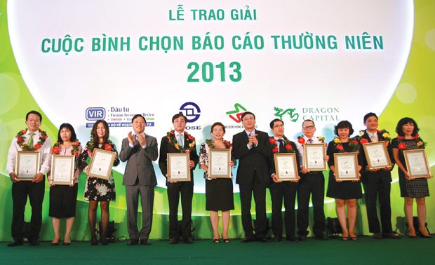 Những khoảnh khắc đẹp tại Lễ trao giải BCTN tốt nhất 2013